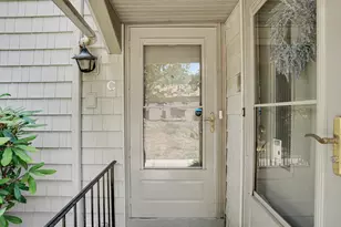 123 Smoke Valley Dr, Stratford, CT 06614 - Photo 4