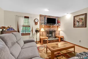 27 Snipsic Lake Rd, Ellington, CT 06029 - Photo 14