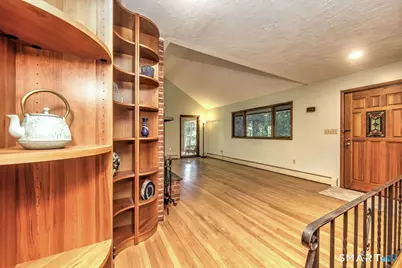 32 Hallsey Lane, Woodbridge, CT 06525 - Photo 8