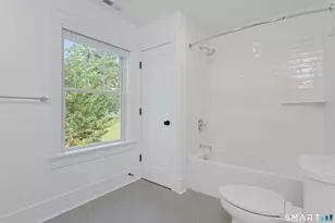 16R Old Stamford Rd, New Canaan, CT 06840 - Photo 22