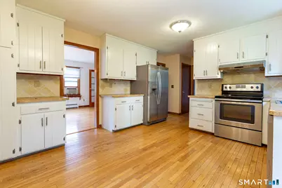 32 Bourbon Street, South Windsor, CT 06074 - Photo 4
