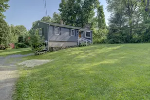 112 Slab Meadow Rd, Morris, CT 06763 - Photo 2
