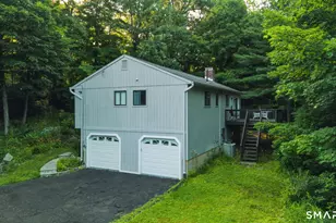 518 Bennetts Farm Rd, Ridgefield, CT 06877 - Photo 4