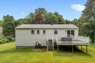 1144 Long Hill Rd, Guilford, CT 06437 - Photo 32
