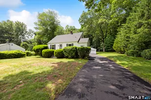 1105 Peck Ln, Cheshire, CT 06410 - Photo 30