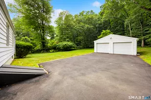 1105 Peck Ln, Cheshire, CT 06410 - Photo 26