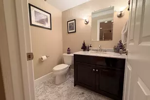 43 Applewood Ln, Avon, CT 06001 - Photo 12