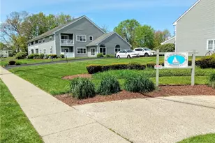 402 Mariners Walk, Milford, CT 06460 - Photo 1