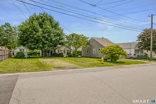 8 Swan Ave, Old Lyme, CT 06371 - Photo 2