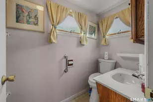8 Swan Ave, Old Lyme, CT 06371 - Photo 18