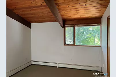 80 Skyline Drive, Groton, CT 06340 - Photo 18