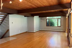 80 Skyline Dr, Groton, CT 06340 - Photo 4