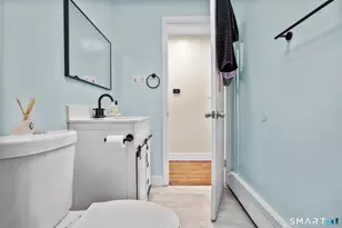 33 Allen Ave, Meriden, CT 06451 - Photo 8