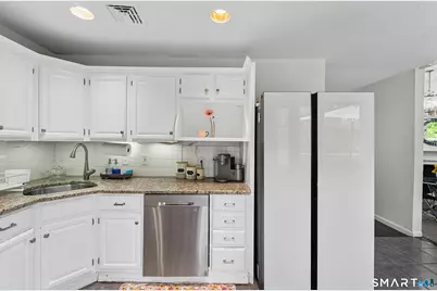 57 Ledgewood Drive, Norwalk, CT 06850 - Photo 14