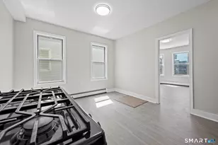 343 Pearl St, Bridgeport, CT 06608 - Photo 10