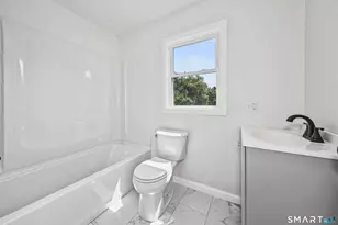 114 Whitewood Rd, Waterbury, CT 06708 - Photo 24