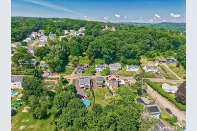 114 Whitewood Road, Waterbury, CT 06708 - Photo 6
