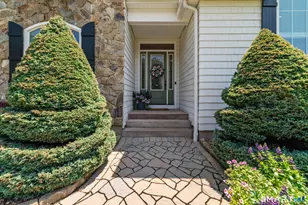 269 W Pines Dr, Southington, CT 06489 - Photo 2