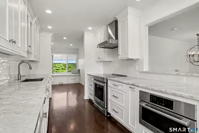 1 Island Drive #9, Norwalk, CT 06855 - Photo 12
