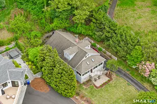 557 Candlewood Lake Rd, Brookfield, CT 06804 - Photo 30