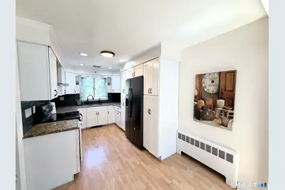 16 Windy Ridge, Trumbull, CT 06611 - Photo 6