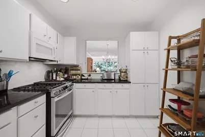 779 Prospect Avenue #B-8, West Hartford, CT 06105 - Photo 14