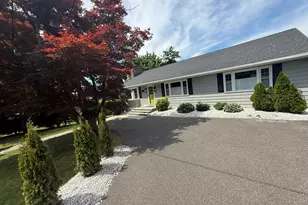 16 Candlewood Acres Rd, Brookfield, CT 06804 - Photo 4