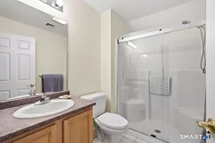 46 Henley Way, West Hartford, CT 06117 - Photo 20