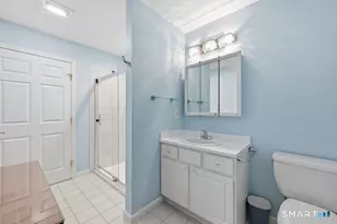 46 Henley Way, West Hartford, CT 06117 - Photo 24
