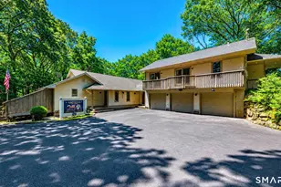 42 Cedar Ln, Oxford, CT 06478 - Photo 2