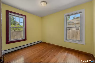 88 Roosevelt Avenue, Norwich, CT 06360 - Photo 18
