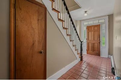 88 Roosevelt Avenue, Norwich, CT 06360 - Photo 2