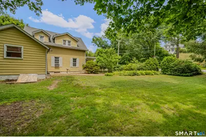 88 Roosevelt Avenue, Norwich, CT 06360 - Photo 30