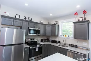 209 Winding Hollow Rd, Groton, CT 06340 - Photo 4
