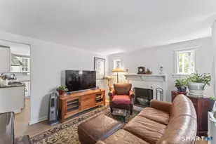 37 Cedar Crest Pl, Norwalk, CT 06854 - Photo 2