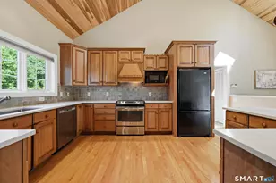 58 Platts Hill Rd, Newtown, CT 06470 - Photo 20