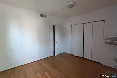 28 Essex Street #3A, Hartford, CT 06114 - Photo 2