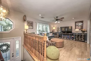 55 Londonderry Ln, Milford, CT 06460 - Photo 4
