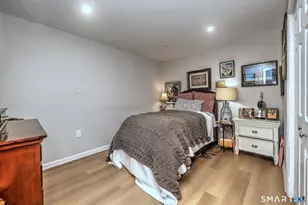 55 Londonderry Ln, Milford, CT 06460 - Photo 32