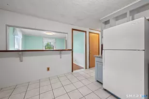 128 Capen St, Windsor, CT 06095 - Photo 6
