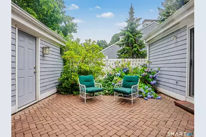 321 Lansdowne, Westport, CT 06880 - Photo 18