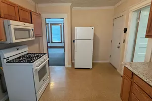 9 Pierpont St, Waterbury, CT 06708 - Photo 2