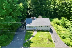 16 Pine St, Newtown, CT 06482 - Photo 16