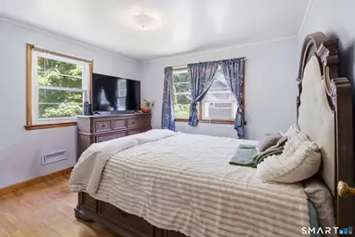 16 Pine Street, Newtown, CT 06482 - Photo 10