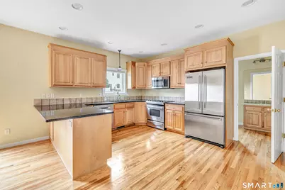 36 Pawtucket Avenue, Shelton, CT 06484 - Photo 12