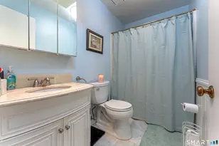 26 Greenview Ln, Milford, CT 06461 - Photo 8