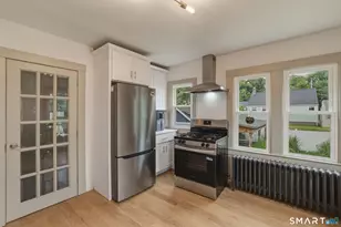 143 Benton St, Manchester, CT 06040 - Photo 16