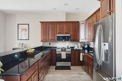 586 West Thames Street #501, Norwich, CT 06360 - Photo 18