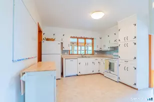 24 Karen Rd, Danbury, CT 06811 - Photo 12