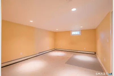 24 Karen Road, Danbury, CT 06811 - Photo 32